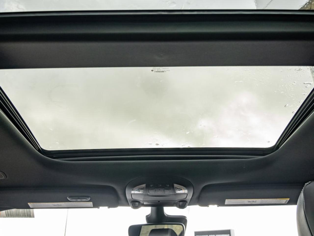 2026 Chrysler Pacifica Limited Photo