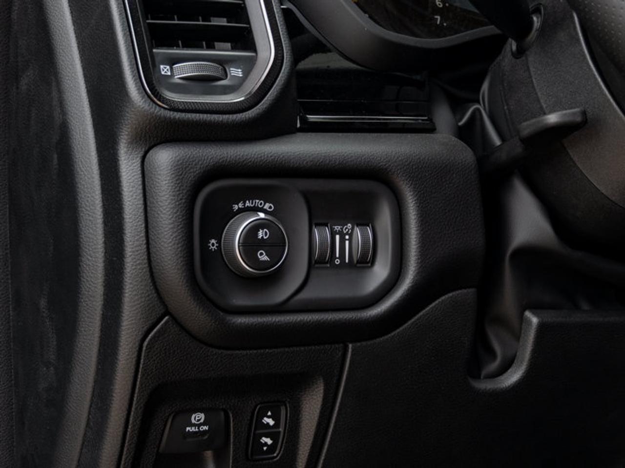 2026 RAM 1500 SPORT Photo