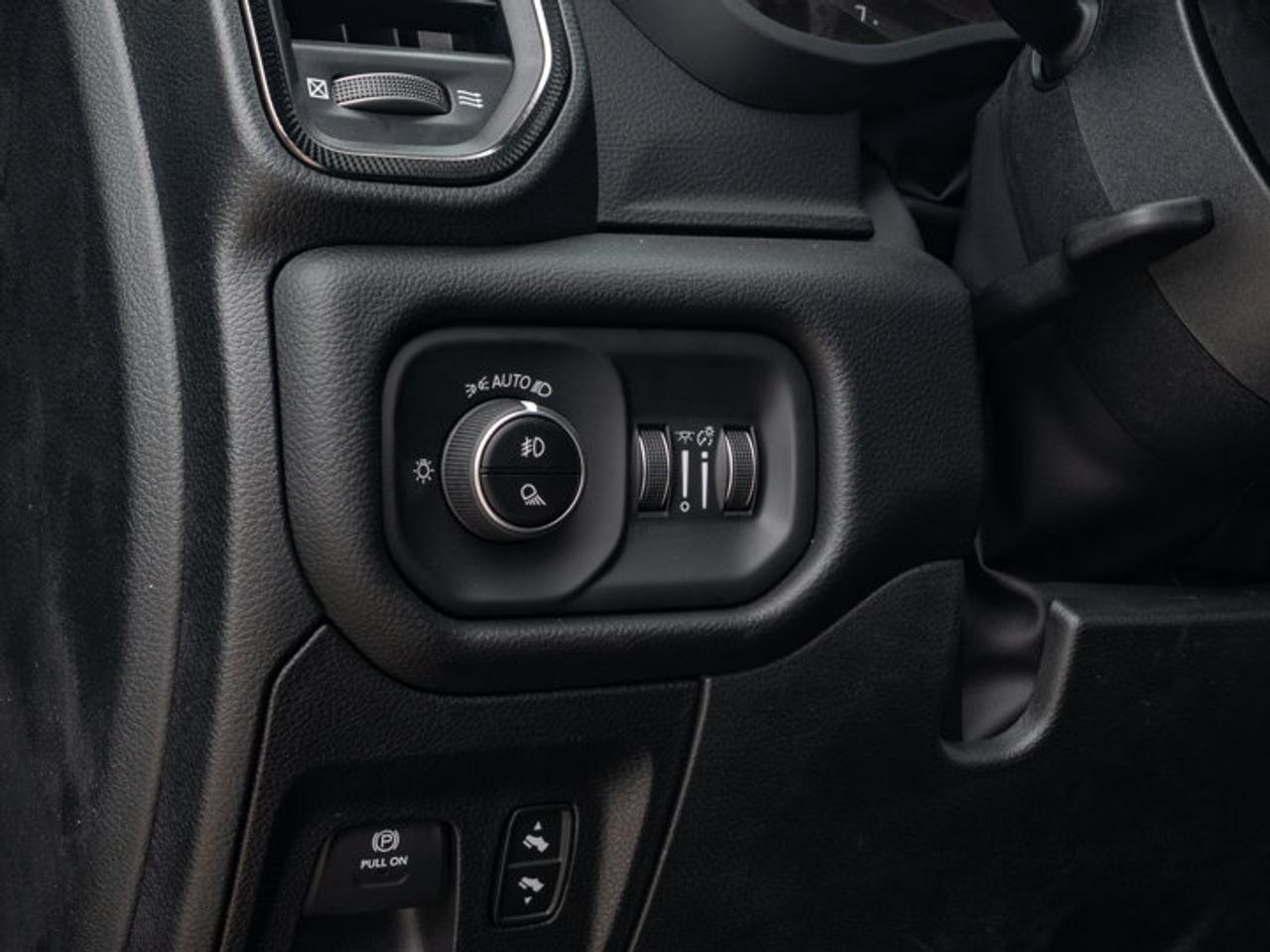 2026 RAM 1500 SPORT Photo