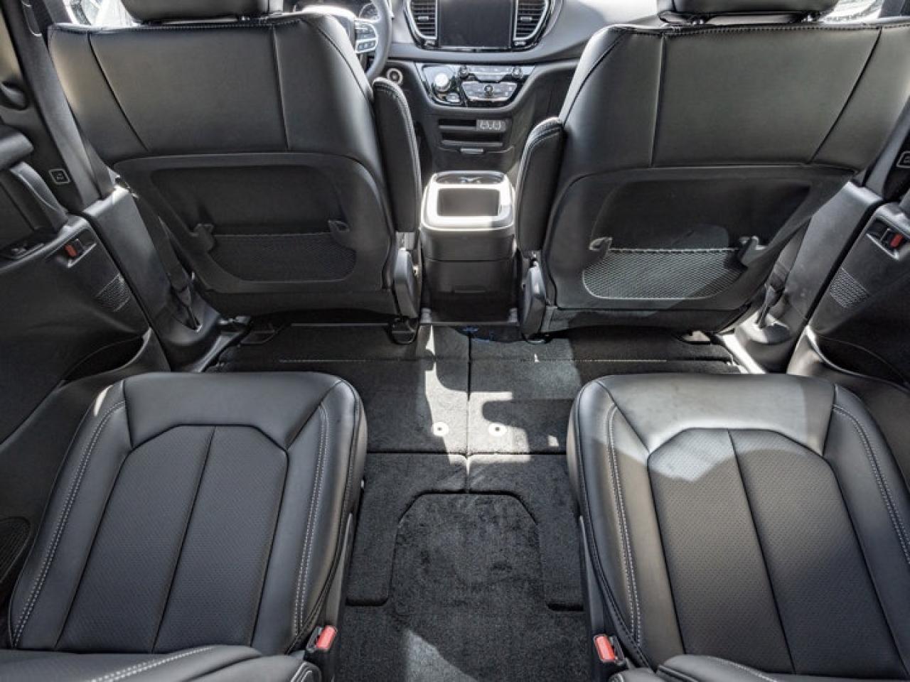 2026 Dodge Grand Caravan SXT Photo