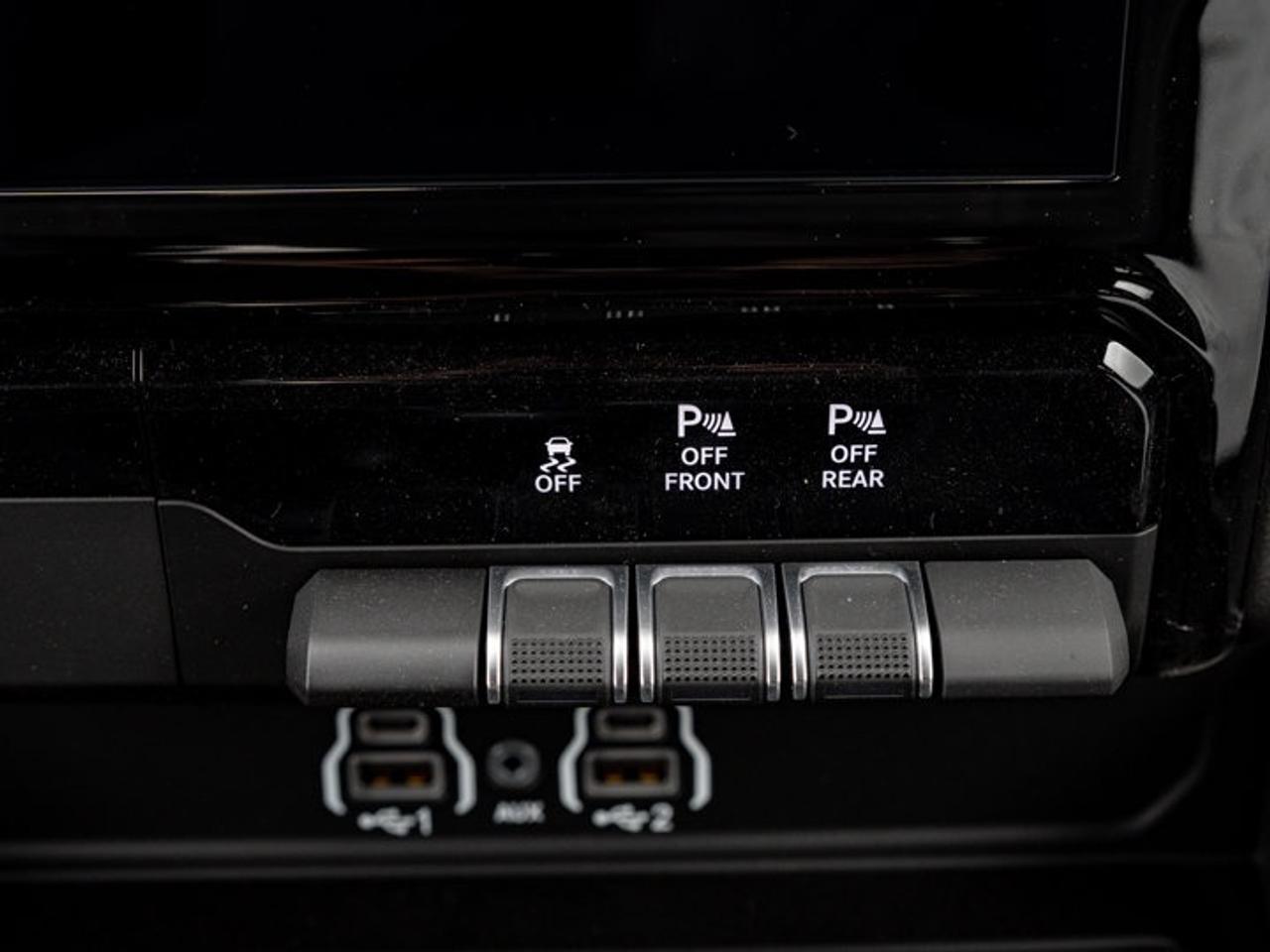 2026 RAM 1500 SPORT Photo