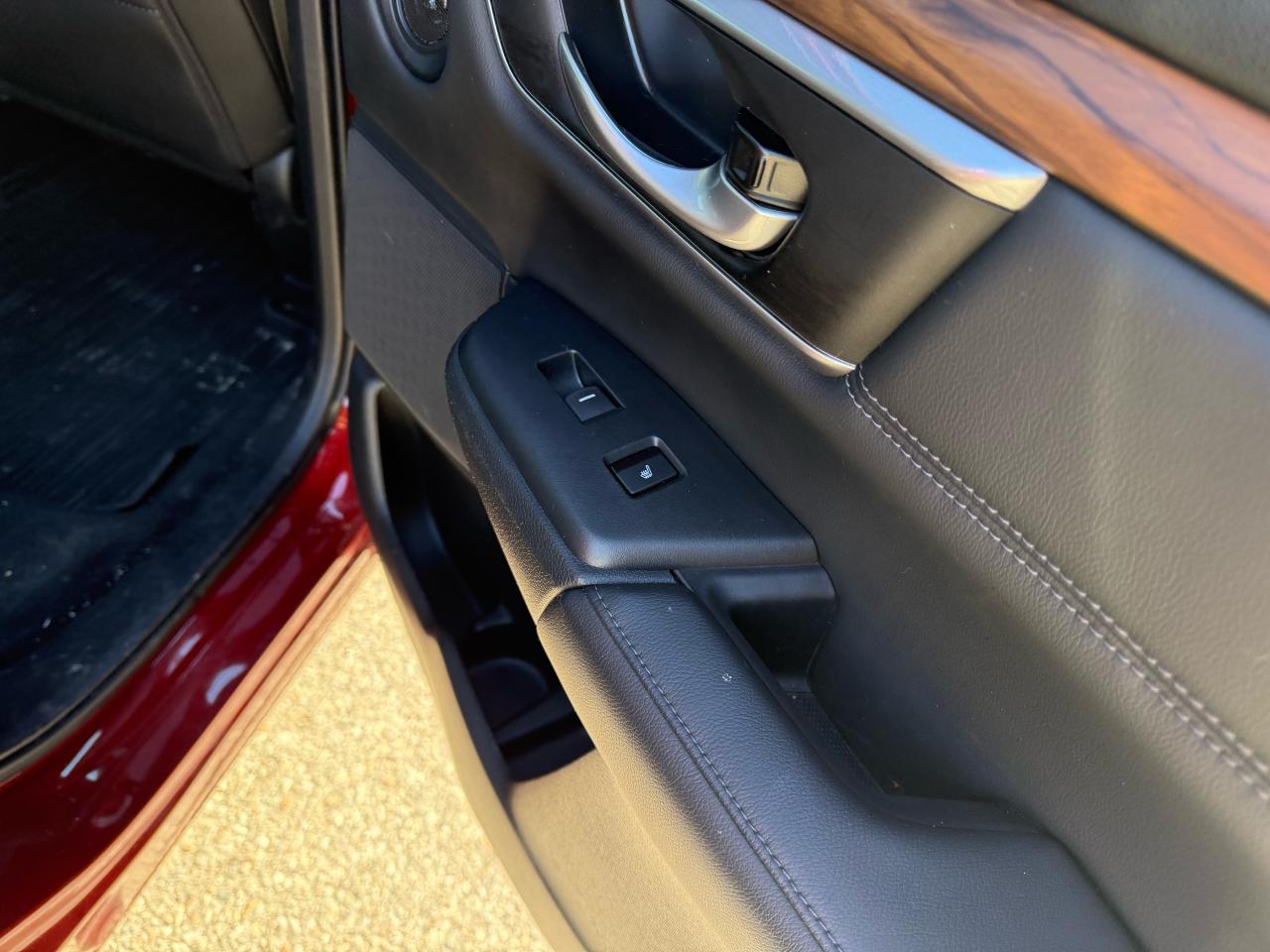 2019 Honda CR-V Touring - Photo #6