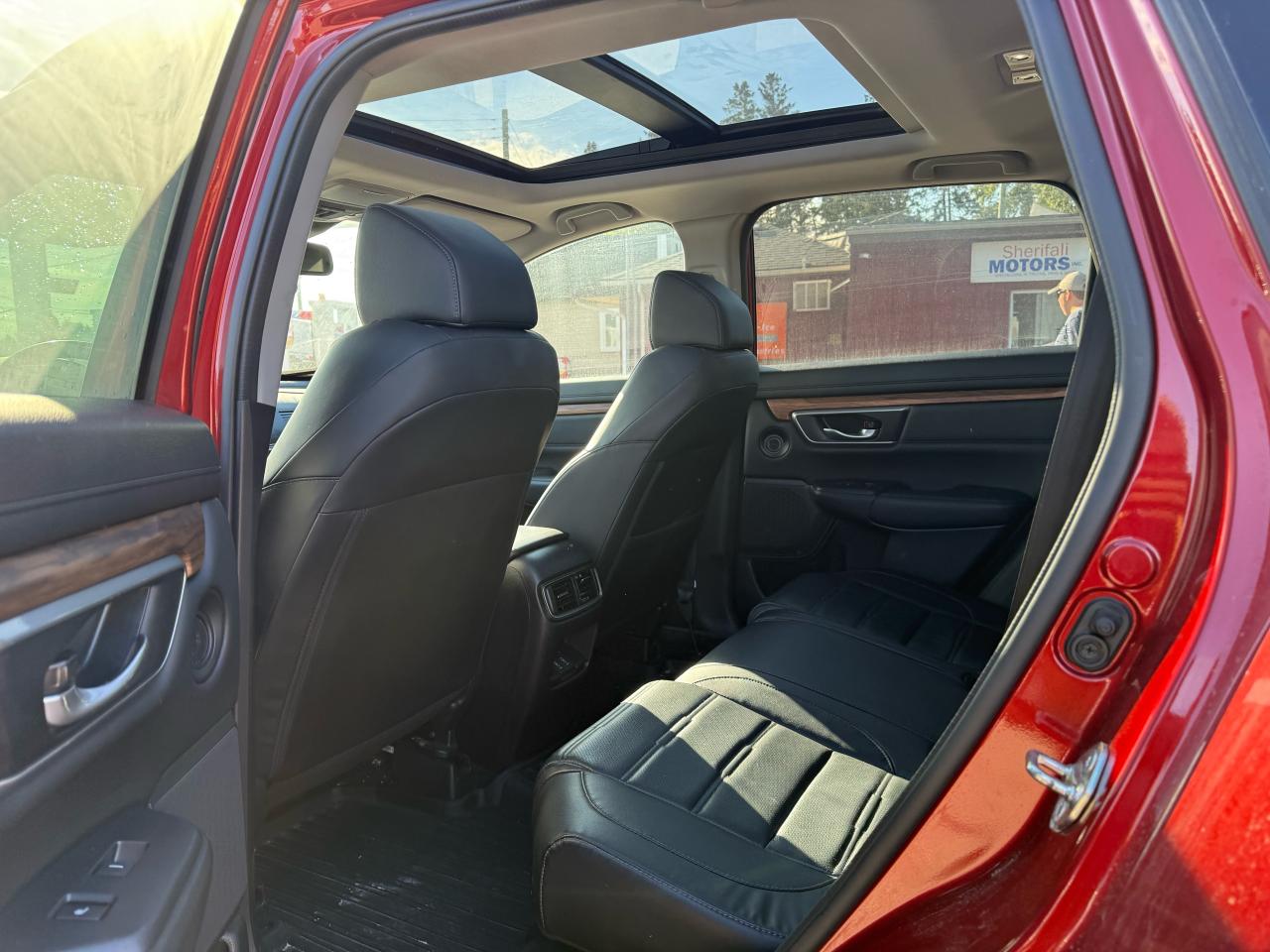 2019 Honda CR-V Touring - Photo #11
