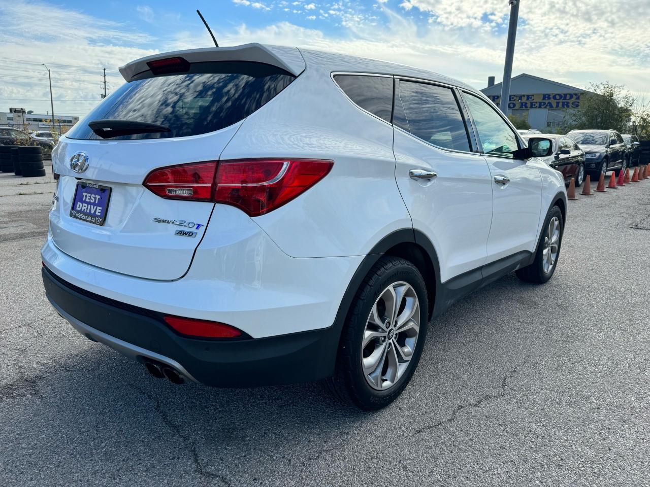 2013 Hyundai Santa Fe LIMITED Photo4