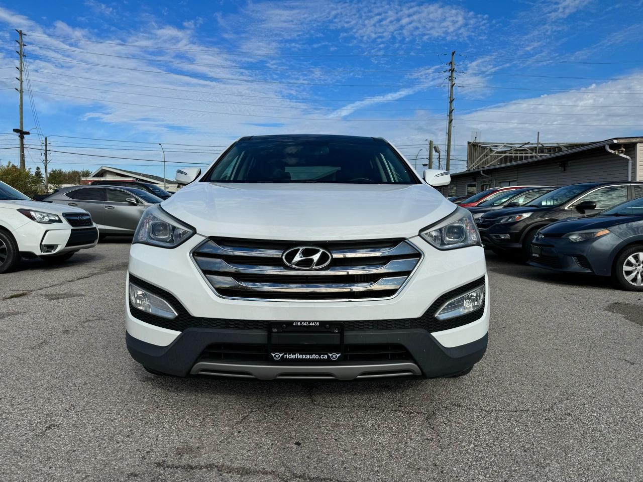 2013 Hyundai Santa Fe LIMITED - Photo #2