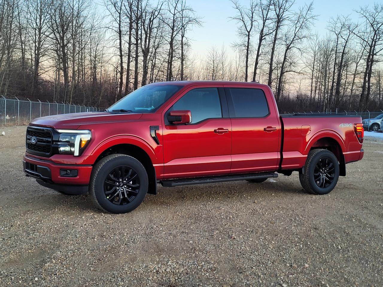 2025 Ford F-150 Lariat Photo0