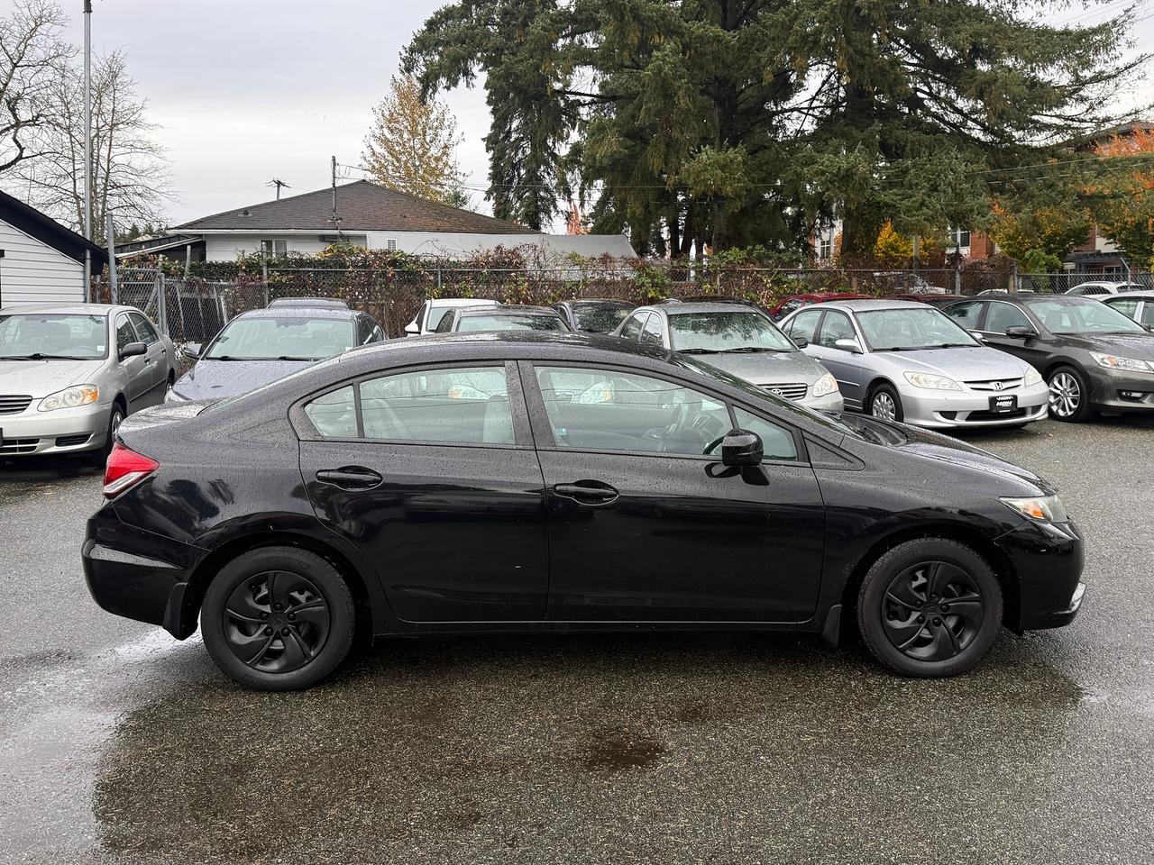 2014 Honda Civic LX FINANCING AVAILABLE Photo4