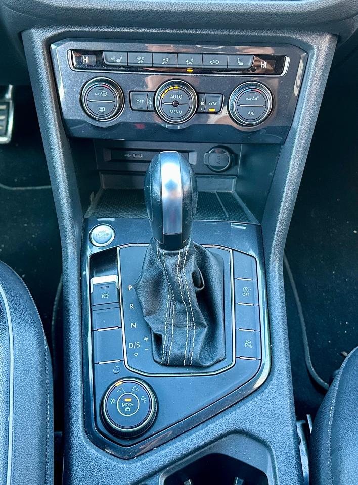 2021 Volkswagen Tiguan HIGHLINE | NO ACCIDENTS | R-LINE | LEATHER | NAVI Photo