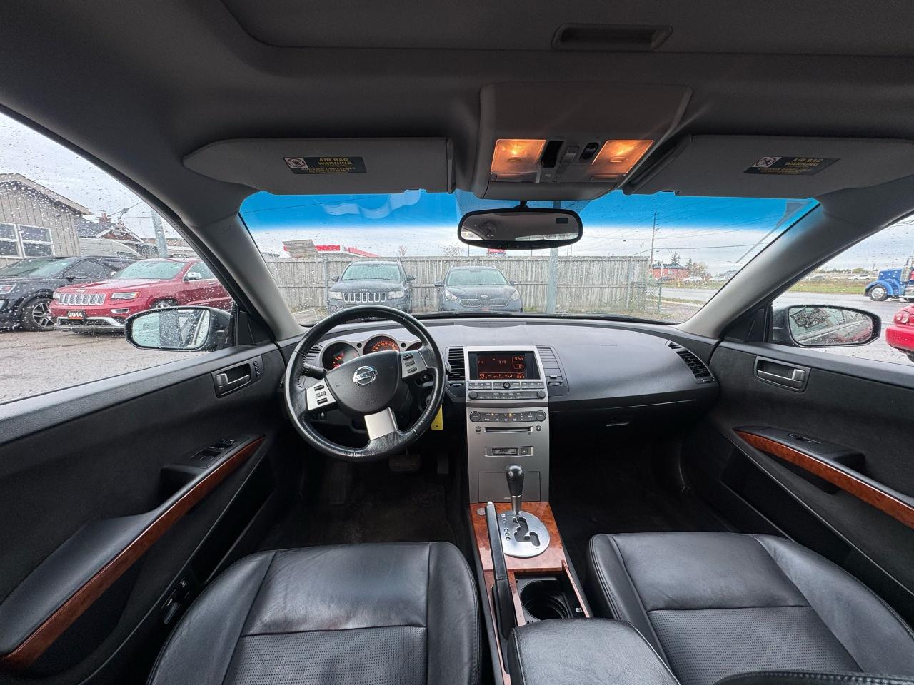 2004 Nissan Maxima SE - Photo #13