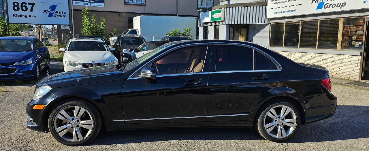 2013 Mercedes-Benz C 300 4dr Sdn C 300 4MATIC - Photo #2