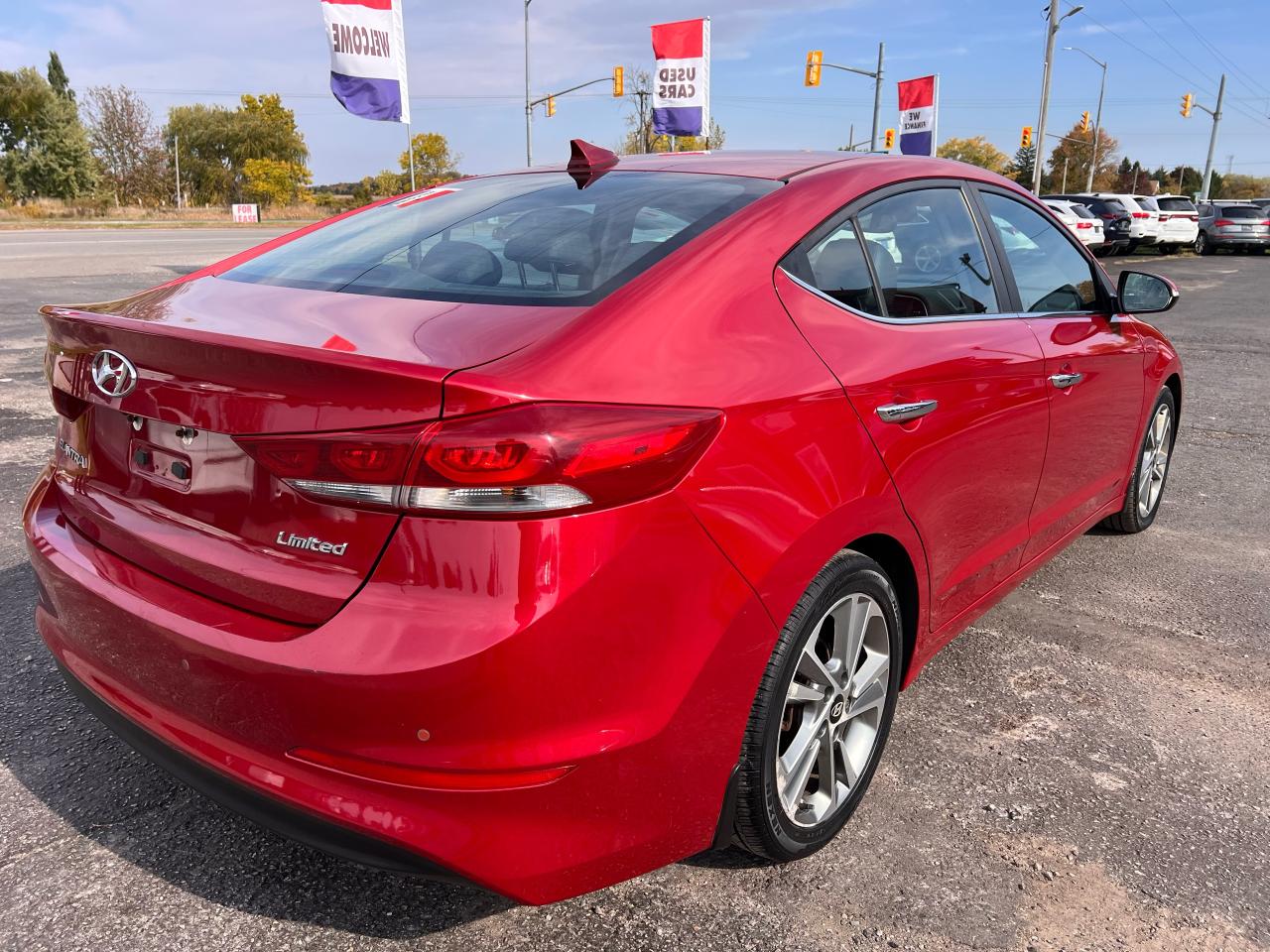 2018 Hyundai Elantra Limited Photo3