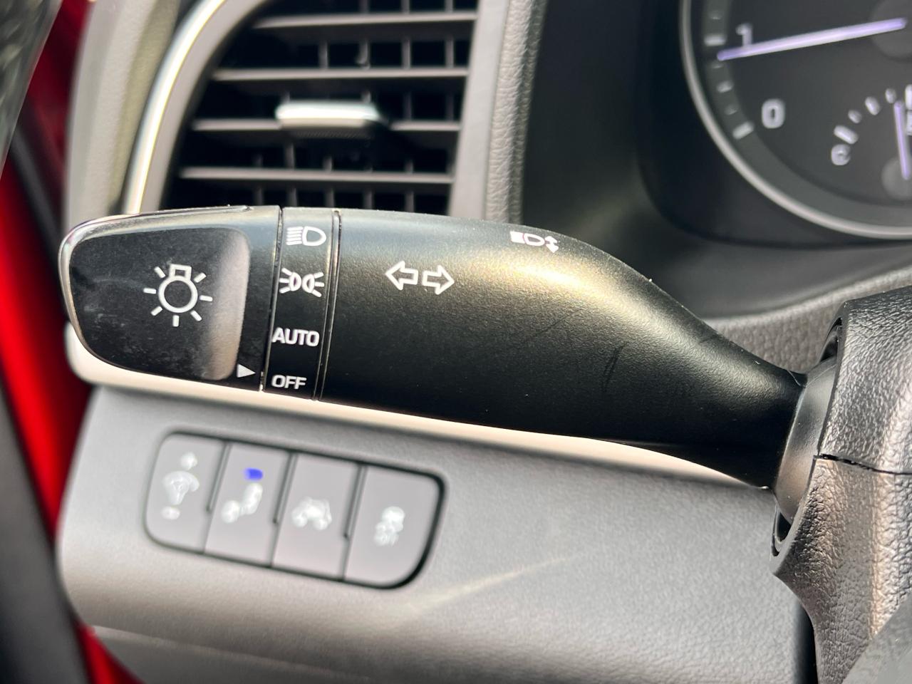 2018 Hyundai Elantra Limited Photo28