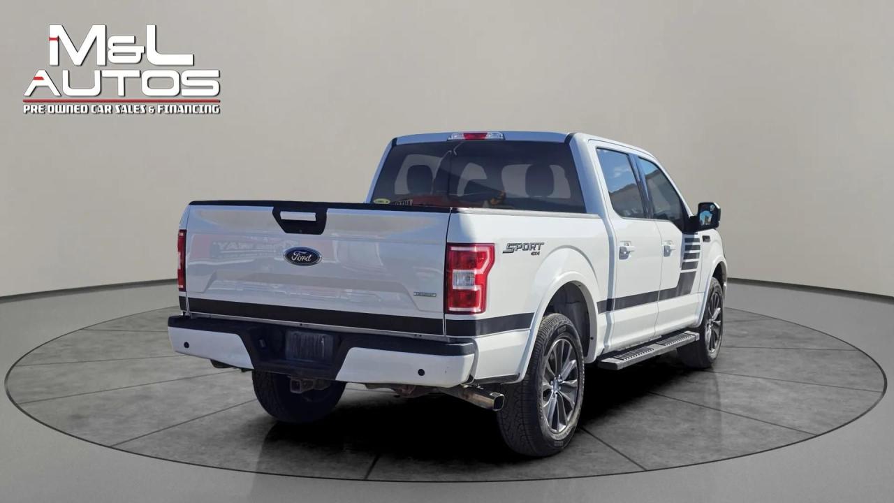 2018 Ford F-150 XLT 4WD SuperCrew 5.5' Box Photo4