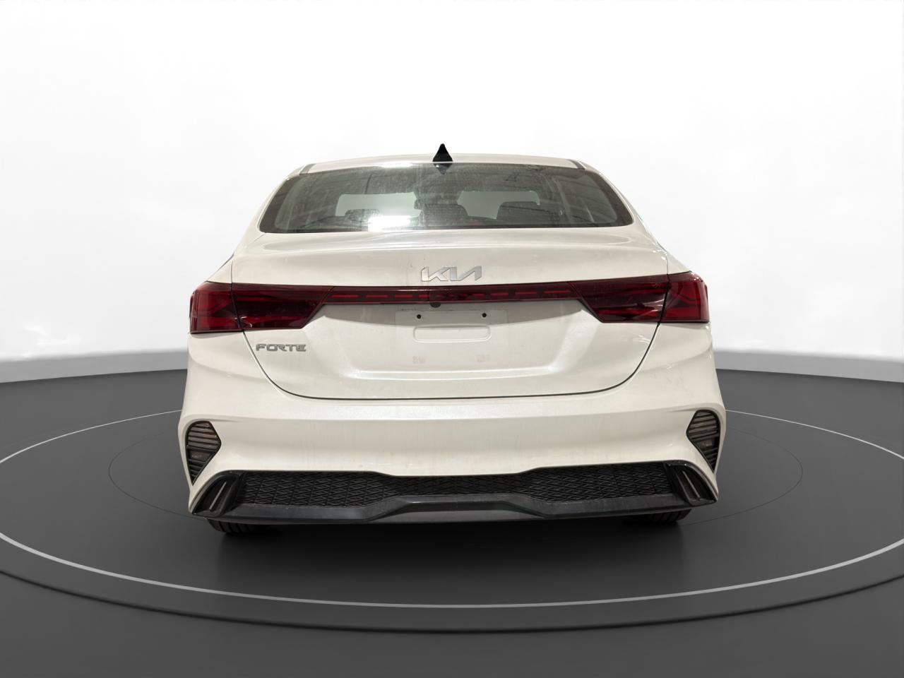 2022 Kia Forte EX IVT - Photo #6