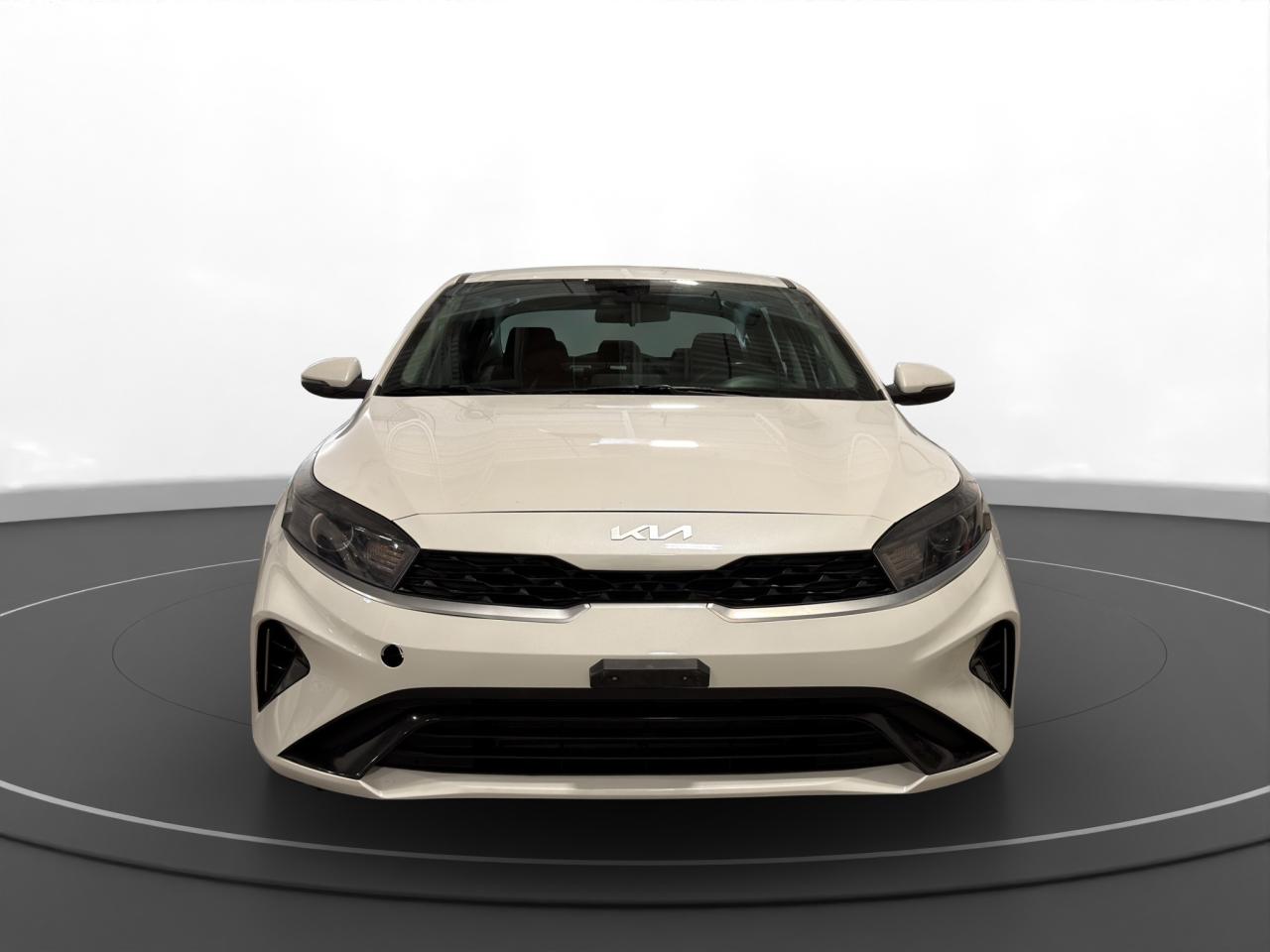2022 Kia Forte EX IVT - Photo #2