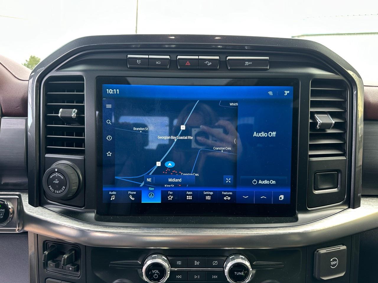 2021 Ford F-150 Lariat 4WD SuperCrew 5.5' Box Photo