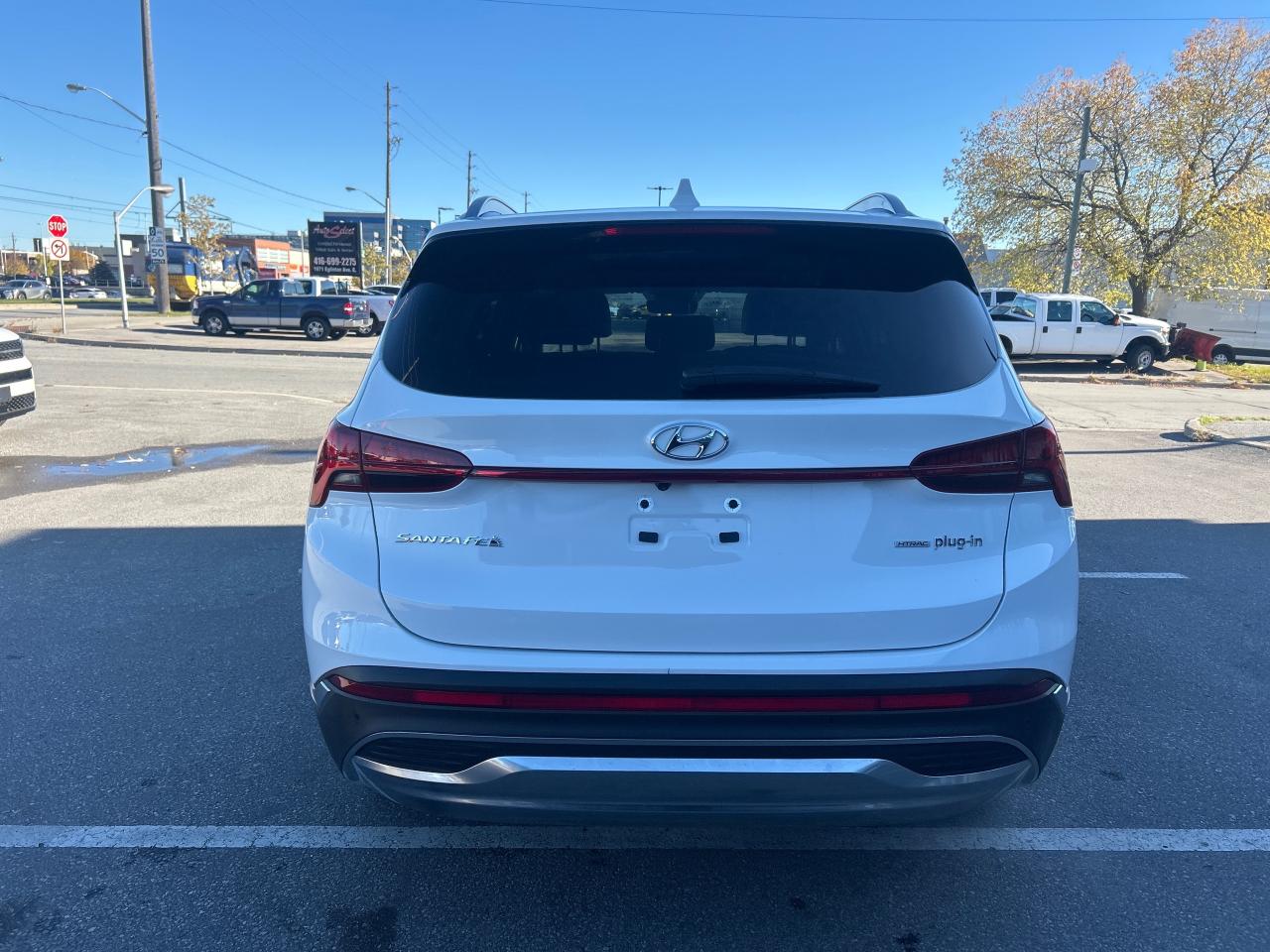 2023 Hyundai Santa Fe PLUG-IN HYBRID Luxury Photo3