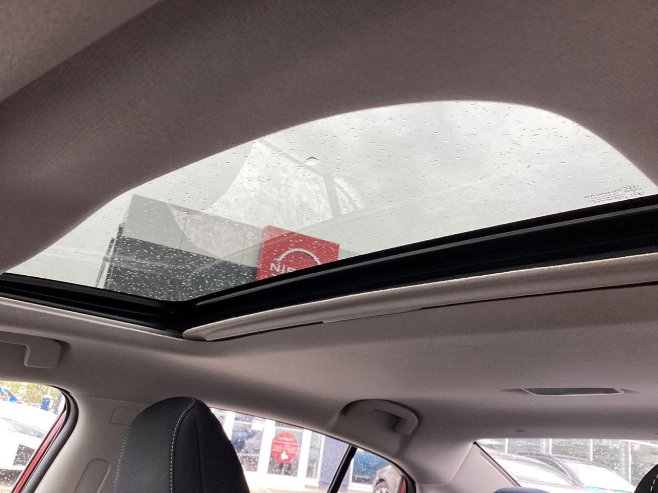 2021 Nissan Sentra SV Photo