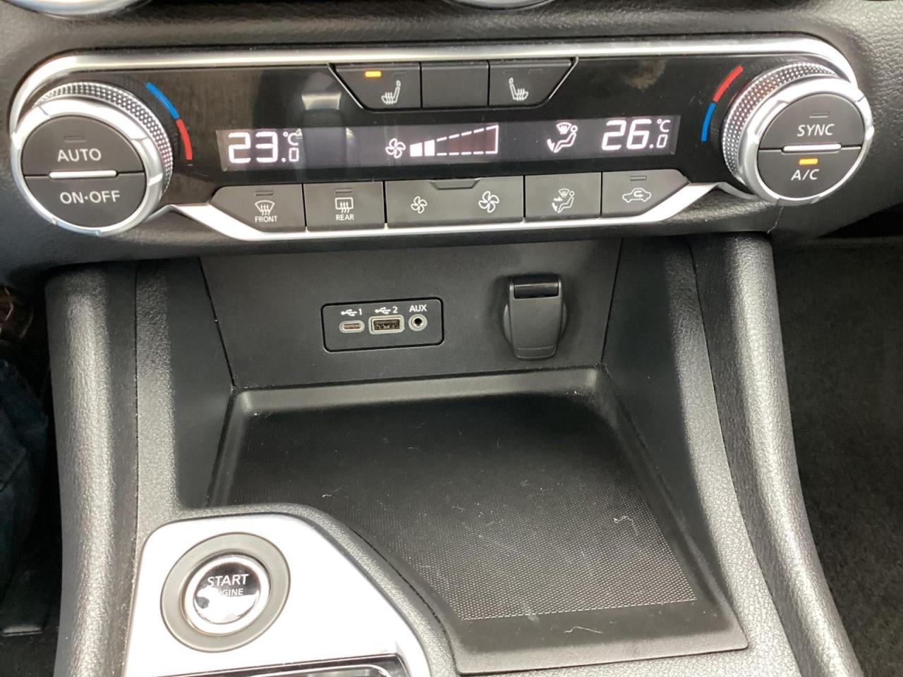 2021 Nissan Sentra SV Photo