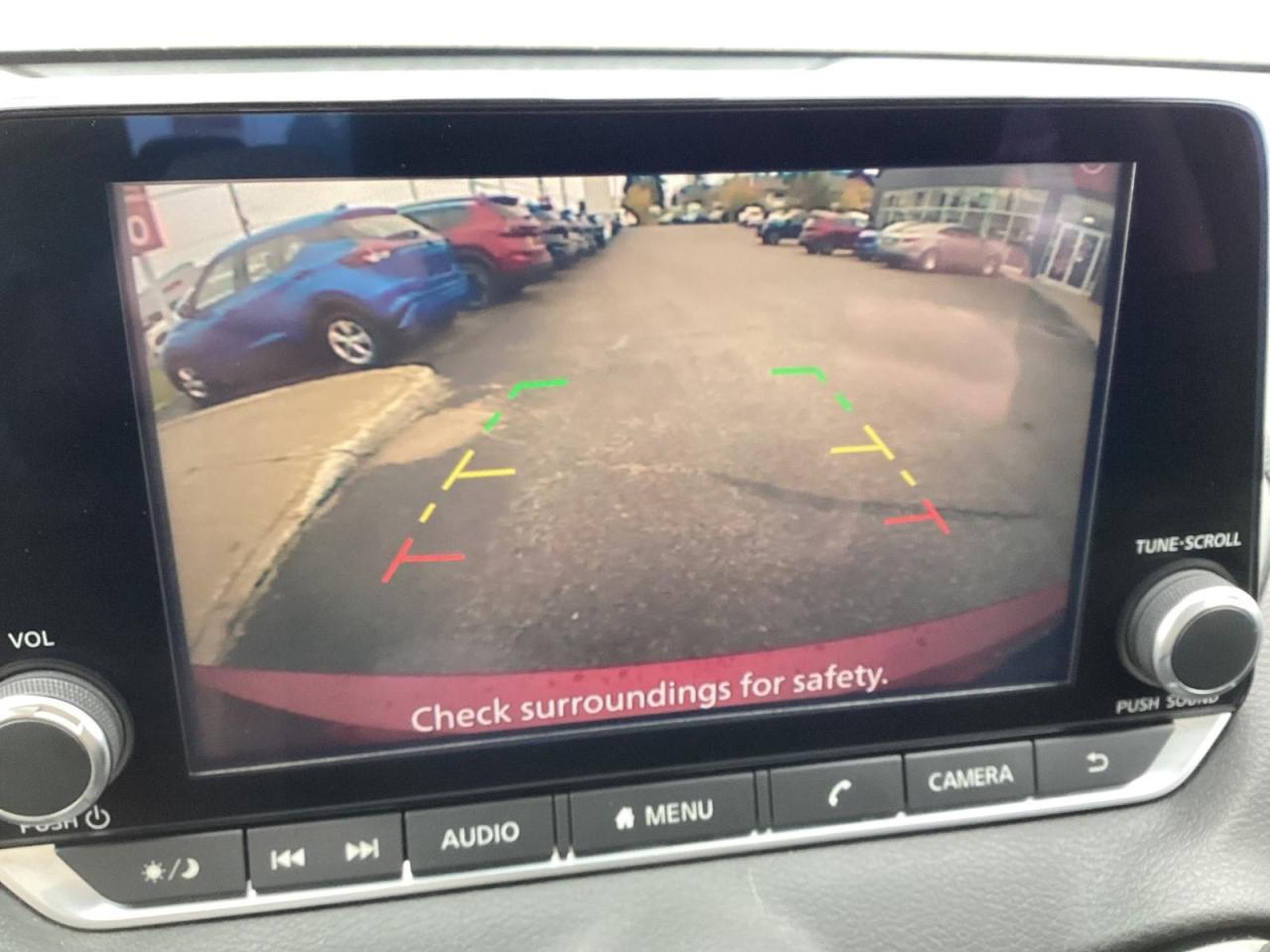 2021 Nissan Sentra SV Photo