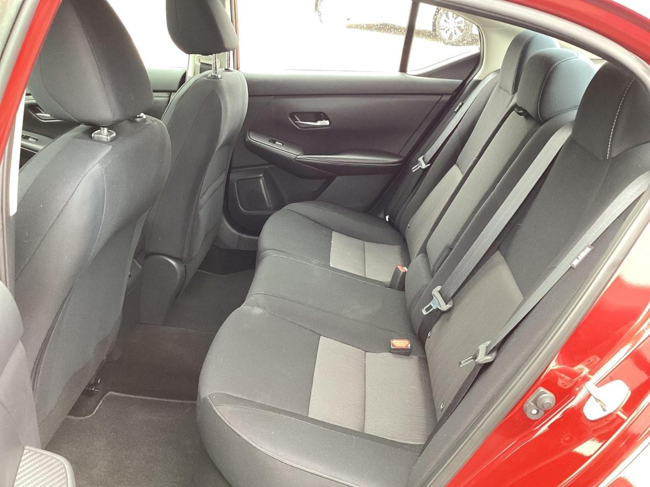 2021 Nissan Sentra SV Photo