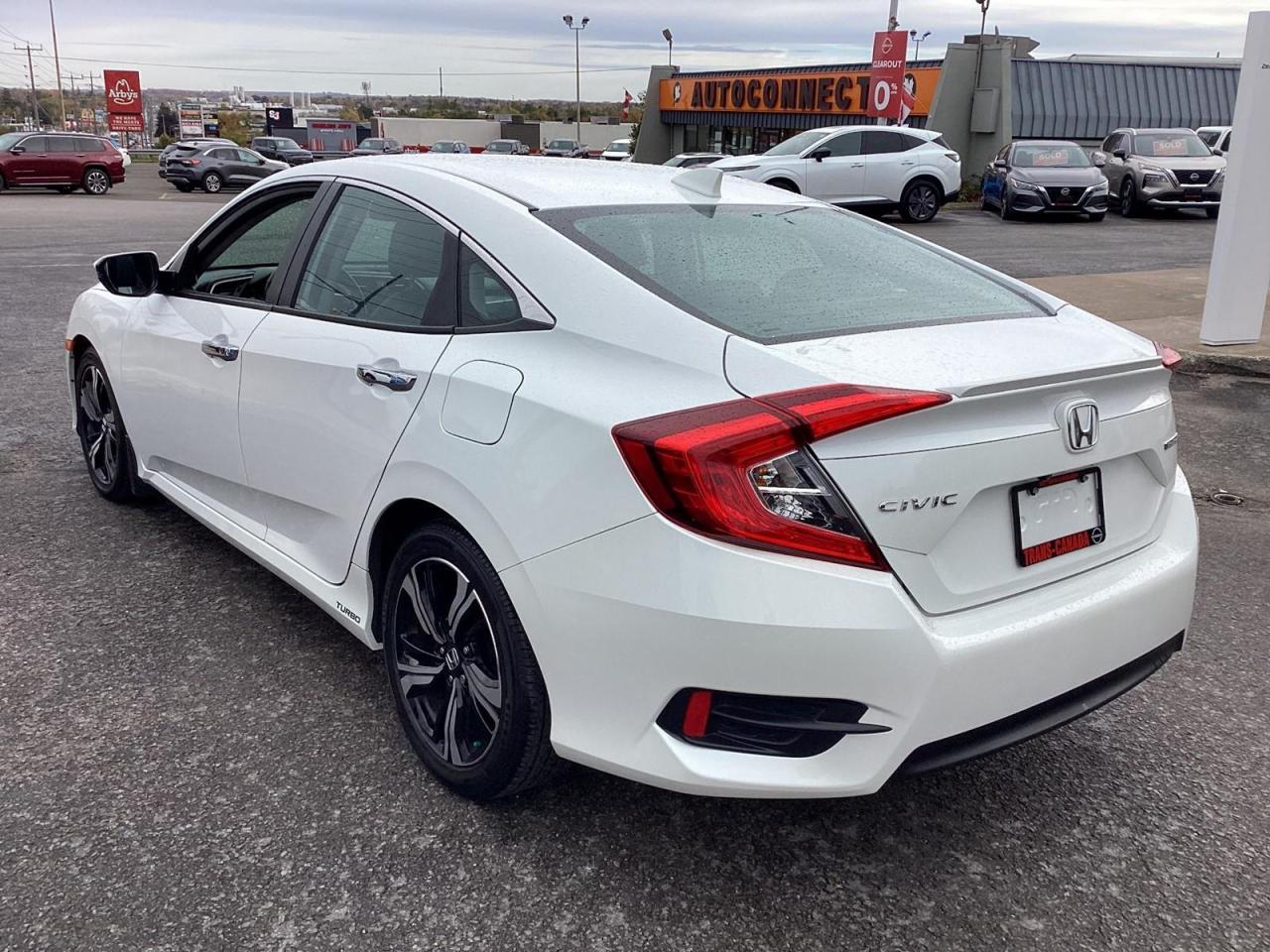 2016 Honda Civic Touring Photo2