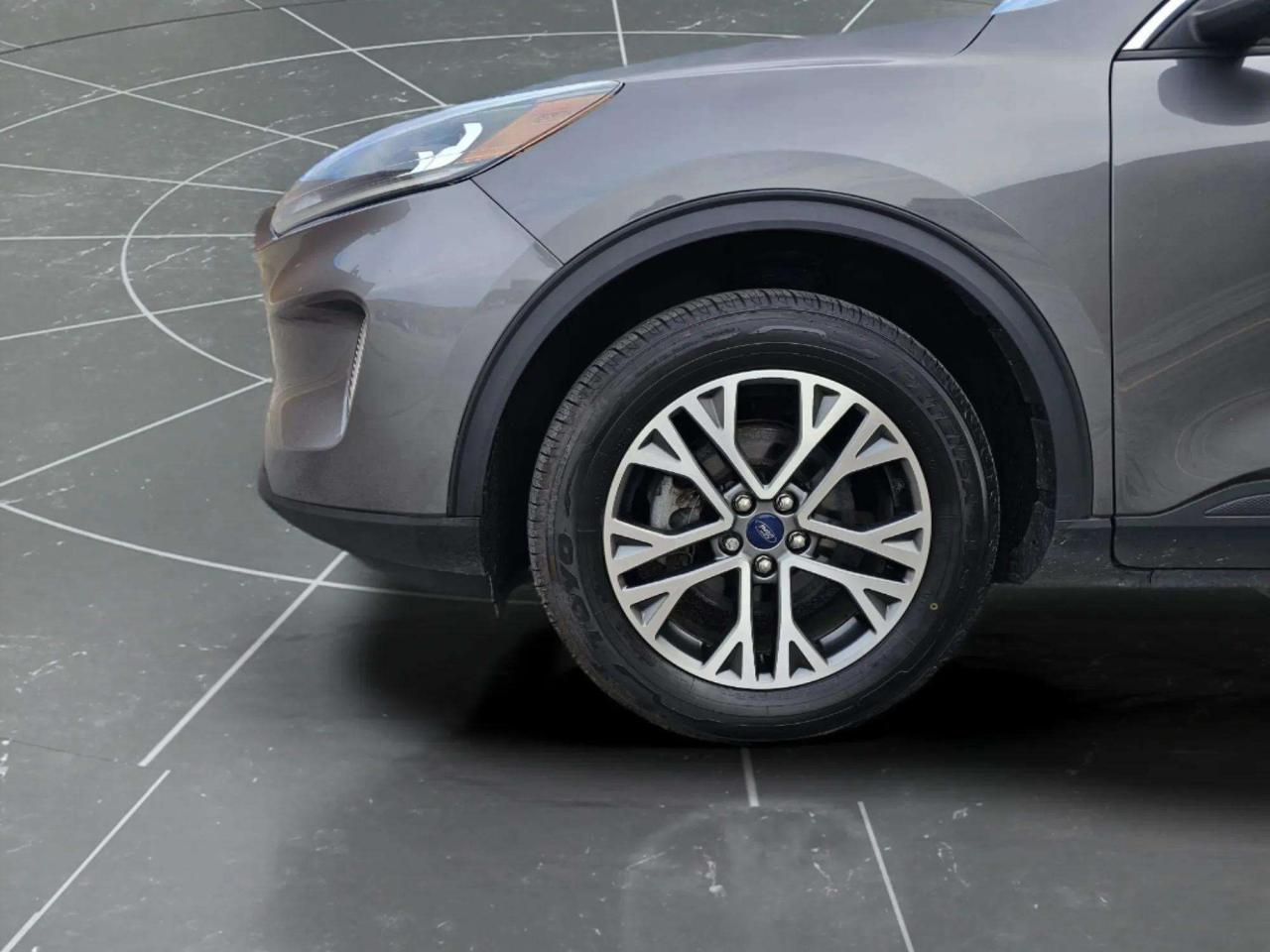 2021 Ford Escape SEL Hybrid AWD - Photo #9