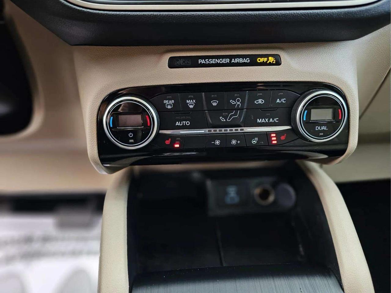 2021 Ford Escape SEL Hybrid AWD - Photo #17