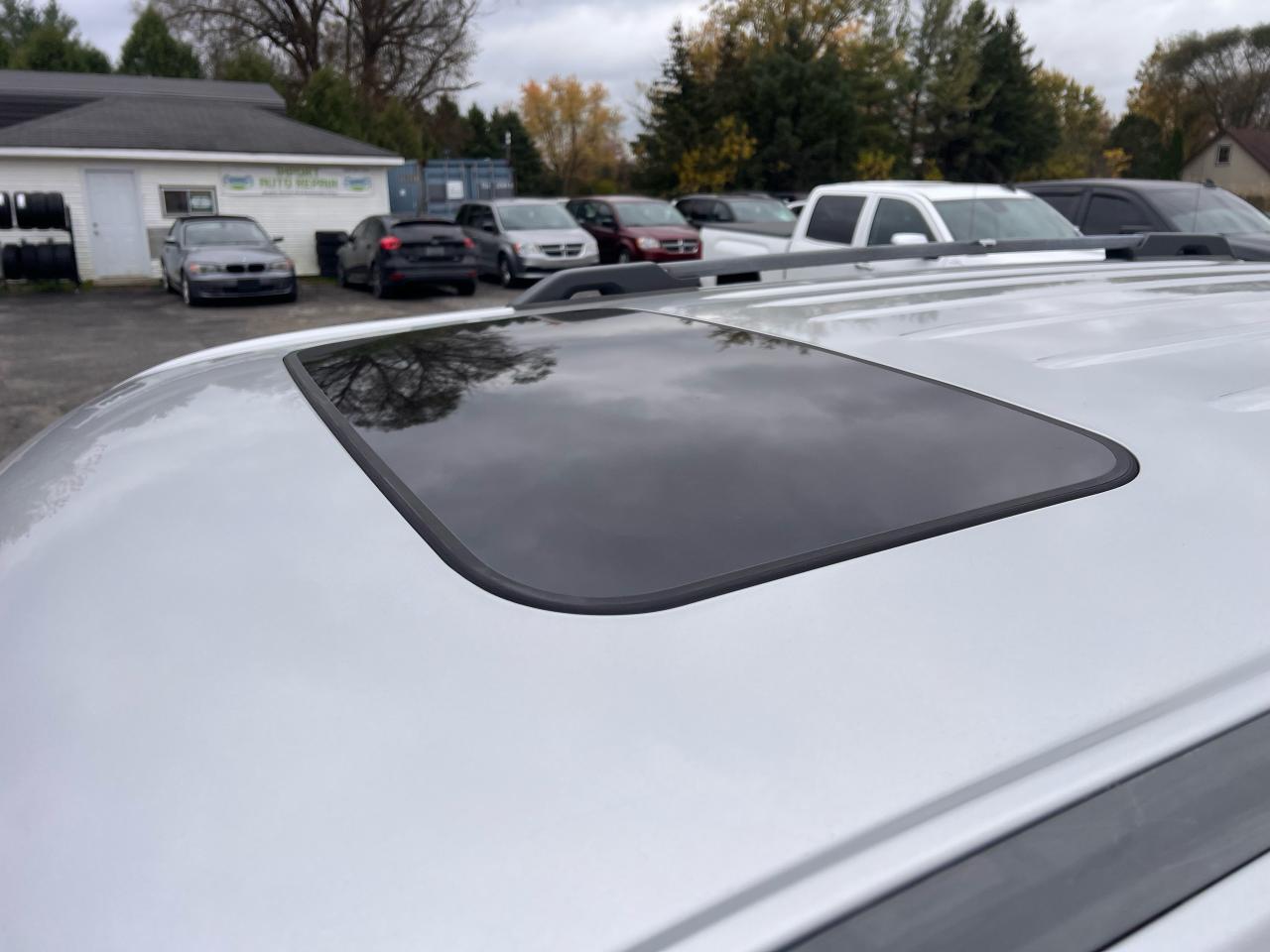 2011 Jeep Liberty Renegade Photo41