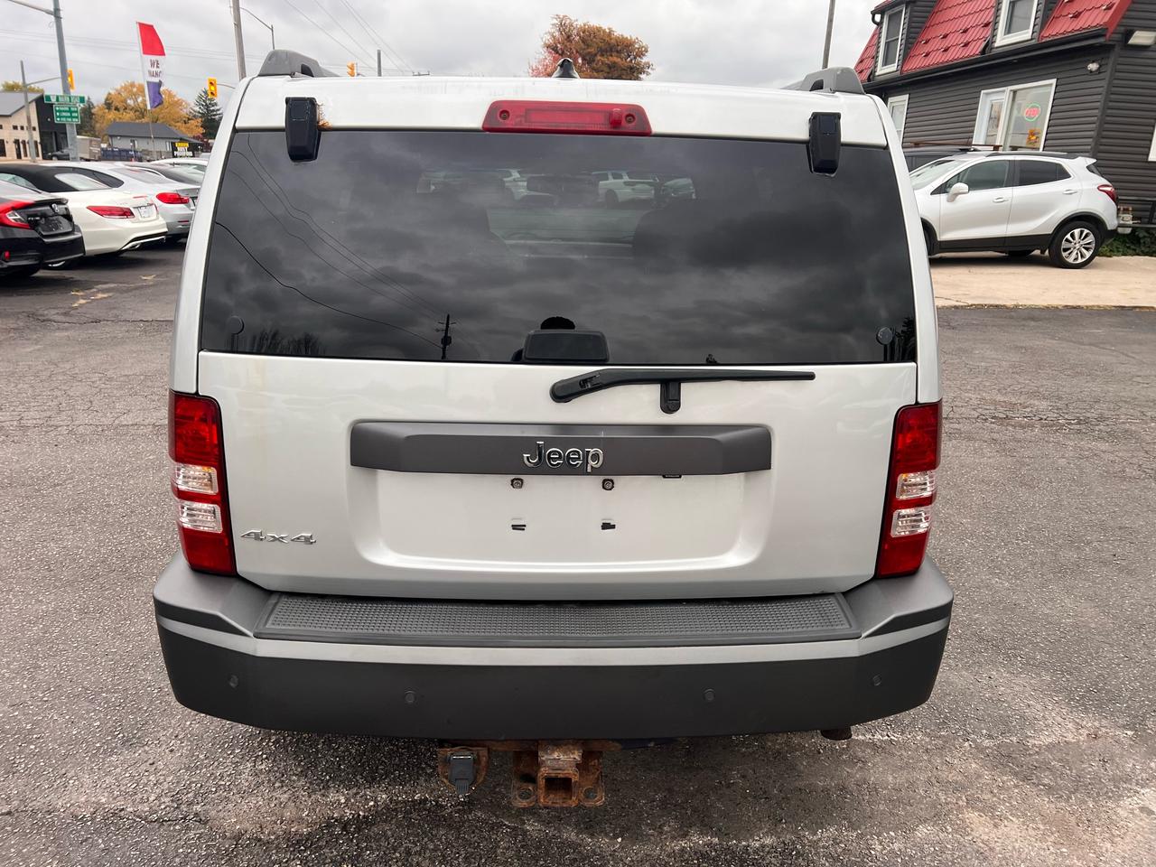 2011 Jeep Liberty Renegade Photo