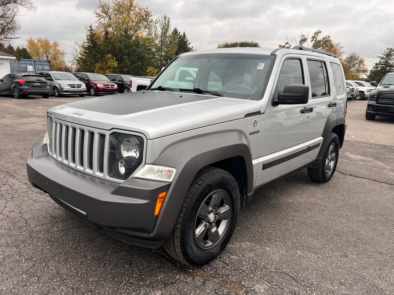 2011 Jeep Liberty Renegade Photo35