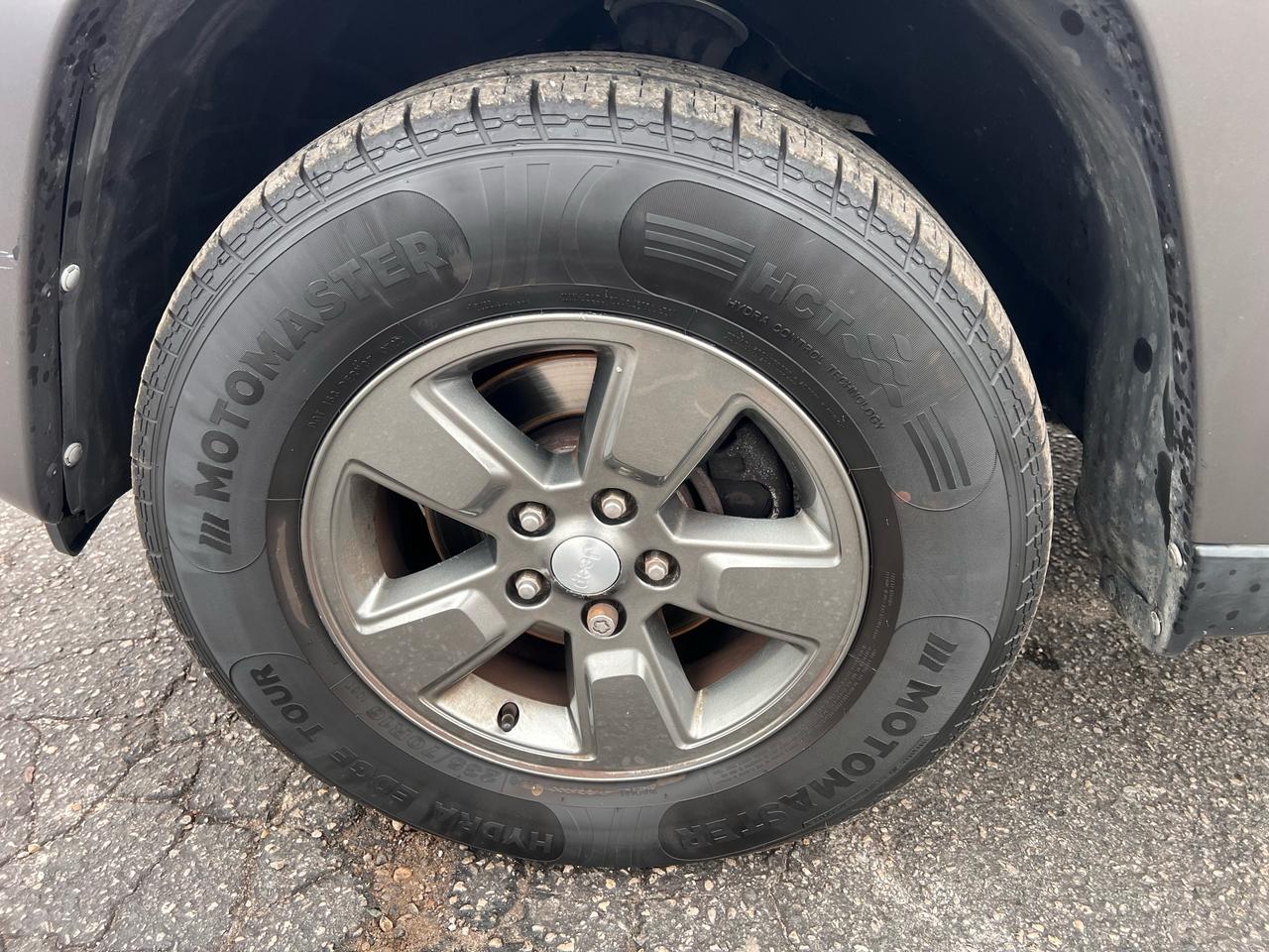 2011 Jeep Liberty Renegade Photo