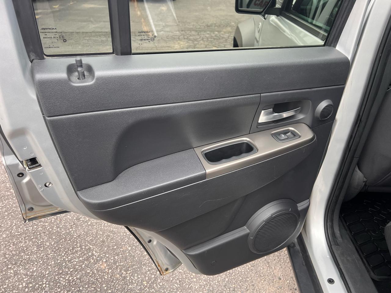 2011 Jeep Liberty Renegade Photo