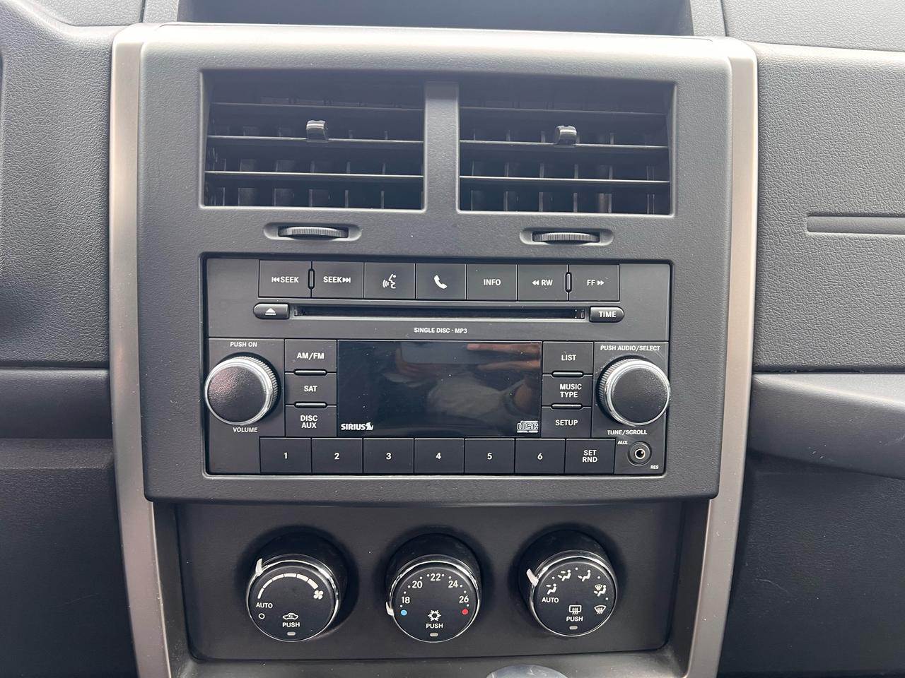 2011 Jeep Liberty Renegade Photo