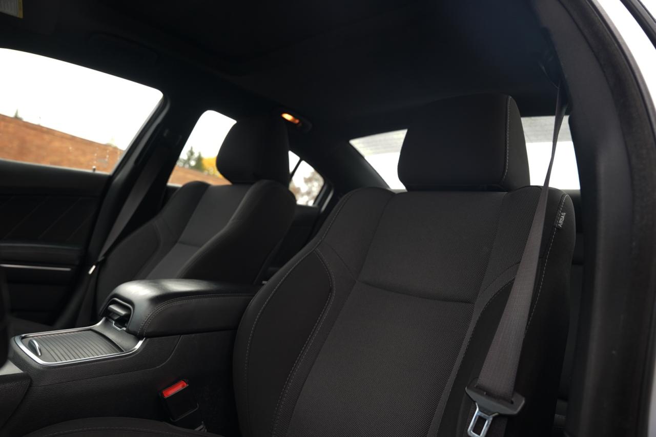 2016 Dodge Charger SXT - Photo #13