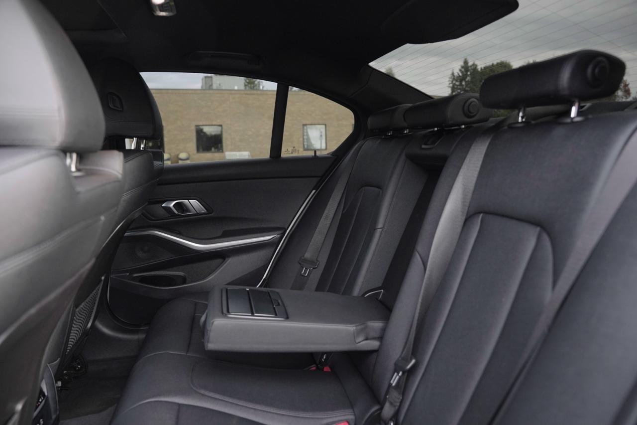 2021 BMW 3 Series 330i xDrive Photo