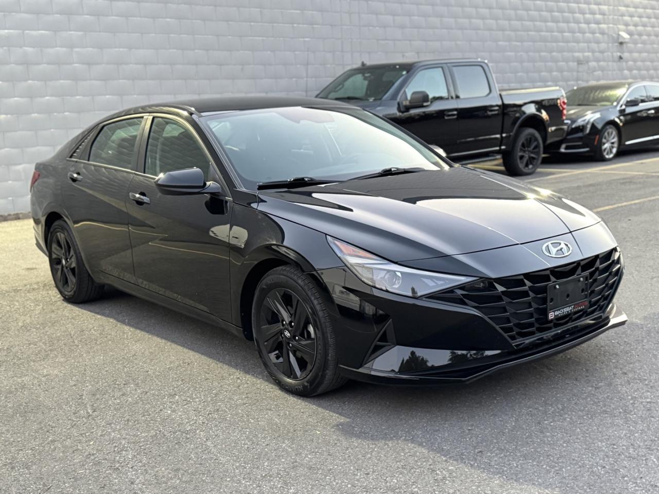 2021 Hyundai Elantra SEL - Photo #3