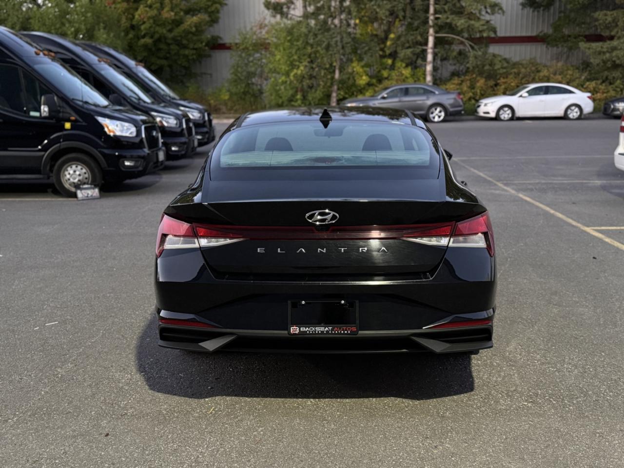 2021 Hyundai Elantra SEL Photo