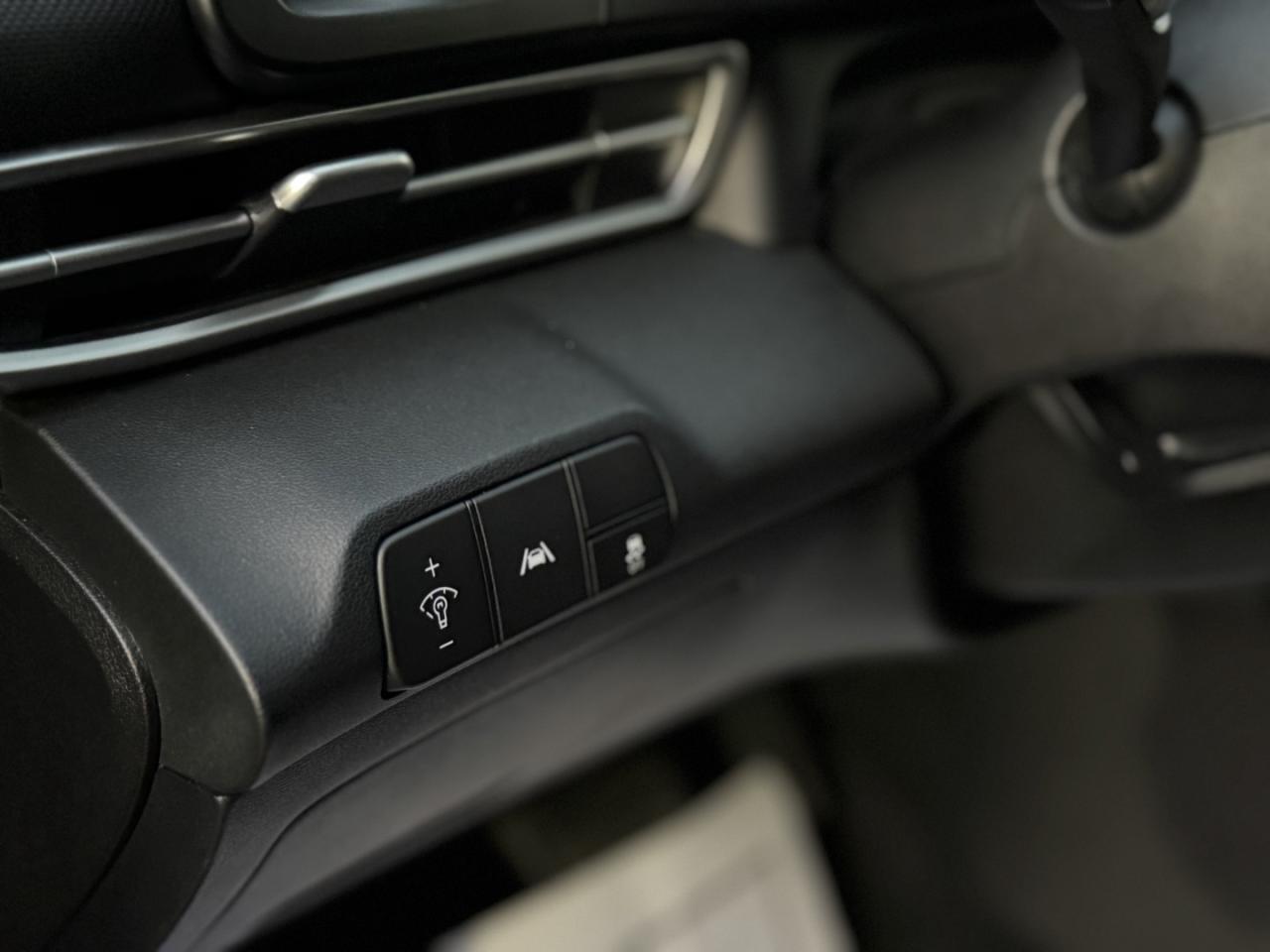 2021 Hyundai Elantra SEL Photo