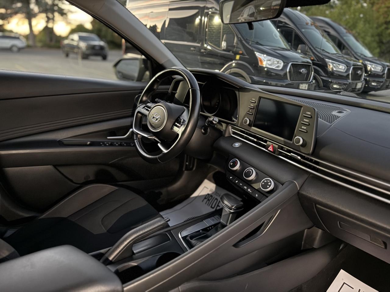 2021 Hyundai Elantra SEL - Photo #15