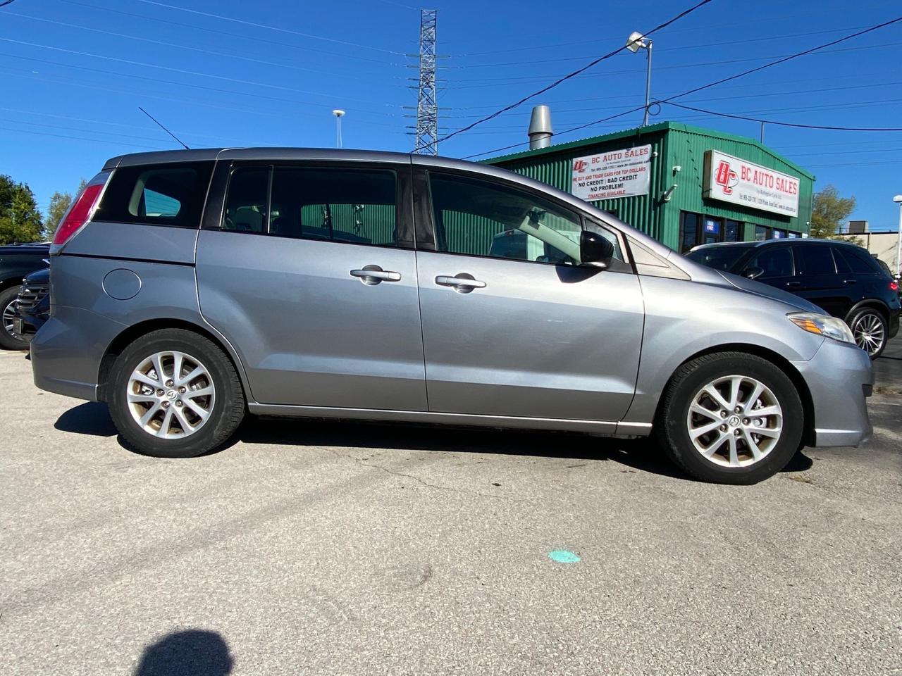 2010 Mazda MAZDA5 GS Photo4