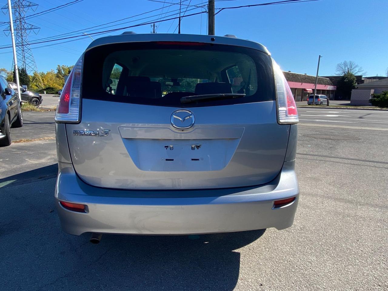 2010 Mazda MAZDA5 GS Photo3