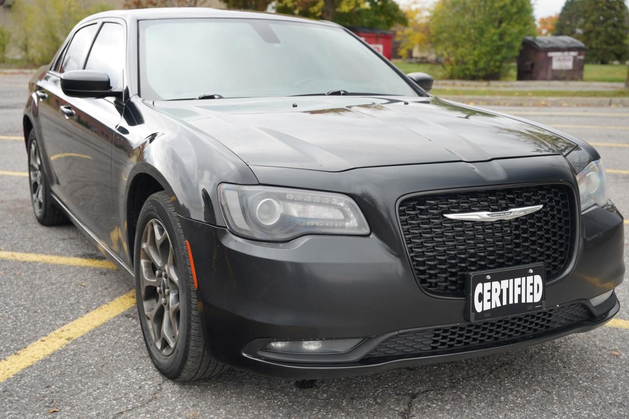 2018 Chrysler 300 S S V6 AWD - Photo #3