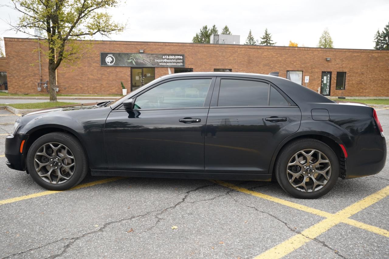 2018 Chrysler 300 S S V6 AWD - Photo #8