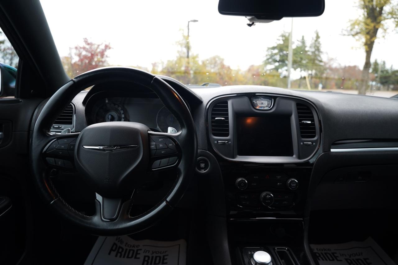 2018 Chrysler 300 S S V6 AWD Photo