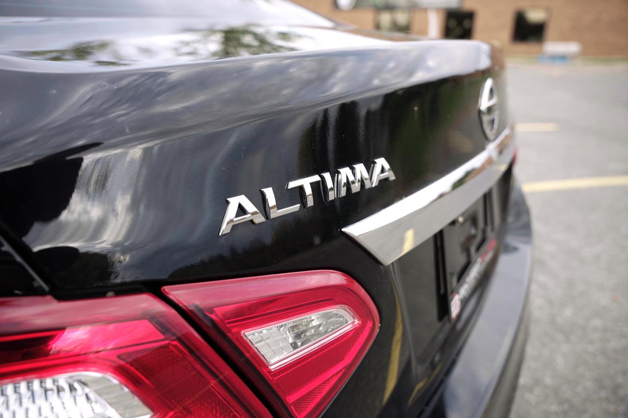 2016 Nissan Altima 2.5 SV - Photo #8