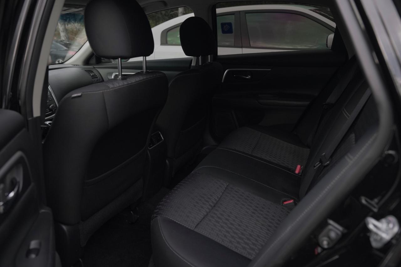 2016 Nissan Altima 2.5 SL Photo