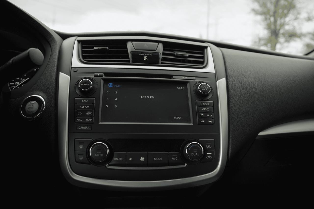 2016 Nissan Altima 2.5 SL - Photo #13