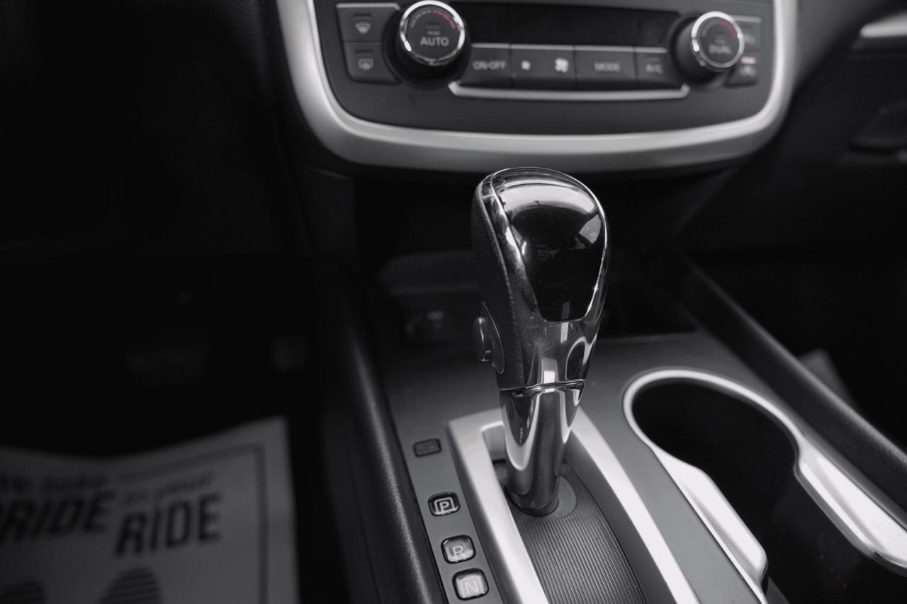 2016 Nissan Altima 2.5 SL Photo