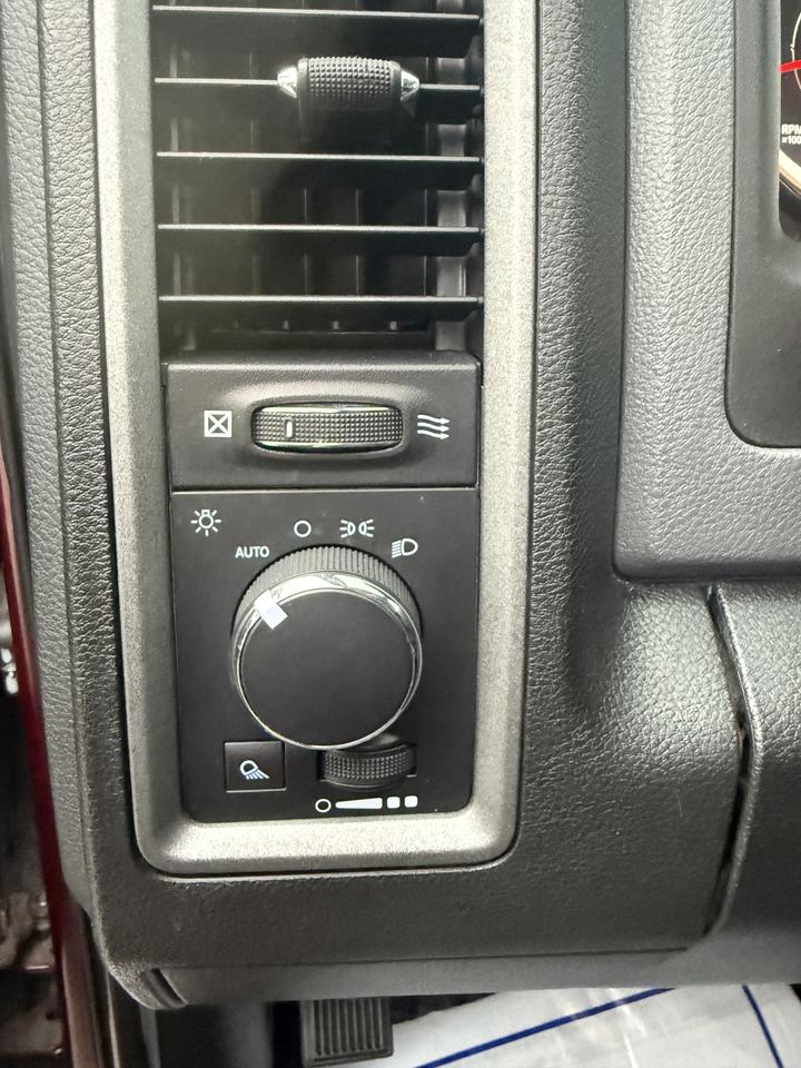 2018 RAM 1500 ST Photo